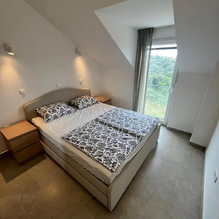 Maslina Villa Mandre